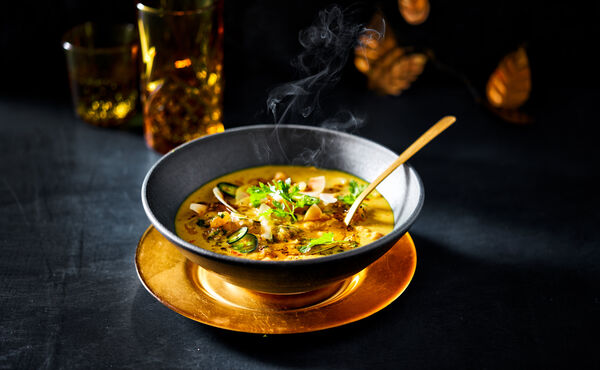 /Magazine/2019/Holiday/2019-12-05_Feast of Flavors Kokos-kikkererwtensoep_Liggend.jpg